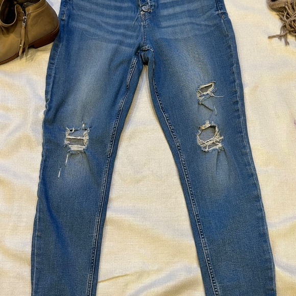 GAP High Rise Leggings Jeans Ripped Size 14/32 - Picture 6 of 6